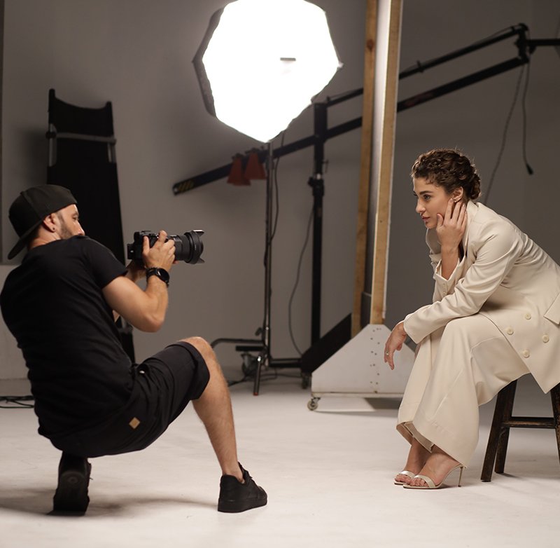 modelo en sesión fotográfica